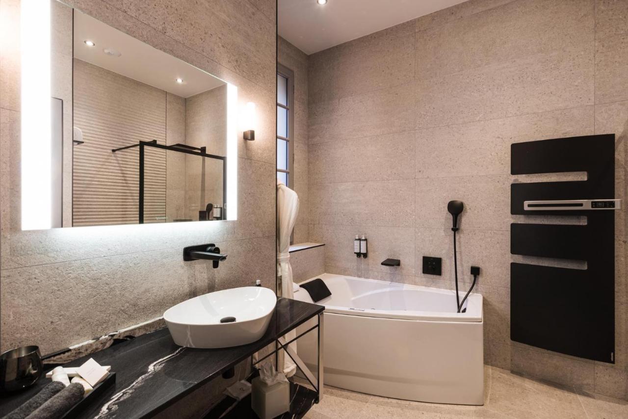 Hotel Le Petit Manoir Sarlat Esterno foto